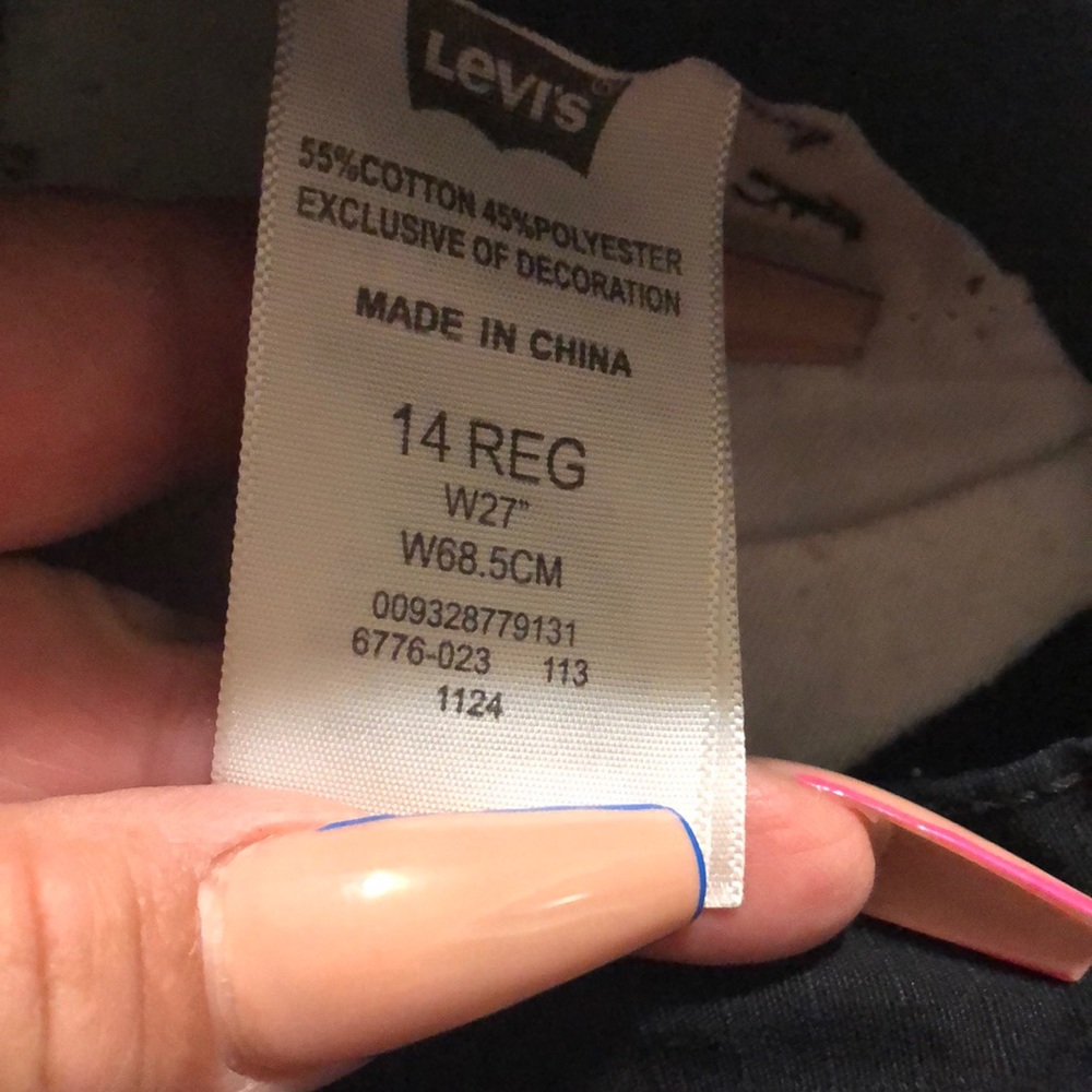 Levi cargo shorts